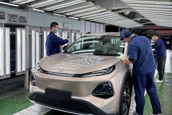 长安汽车旗下重庆铃耀总装车间。长安汽车供图