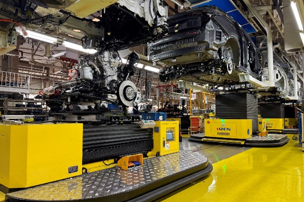 长安汽车旗下重庆铃耀总装车间。长安汽车供图