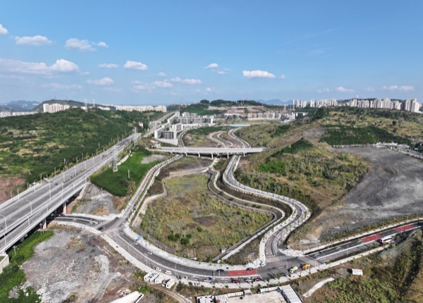 重庆空港新城鸽子沟片区路网。中交二航局供图
