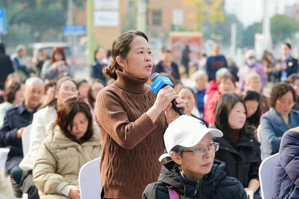 現場市民提問互動。夏國燕攝
