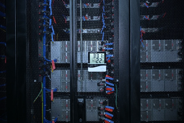 数据机房。重庆电信供图