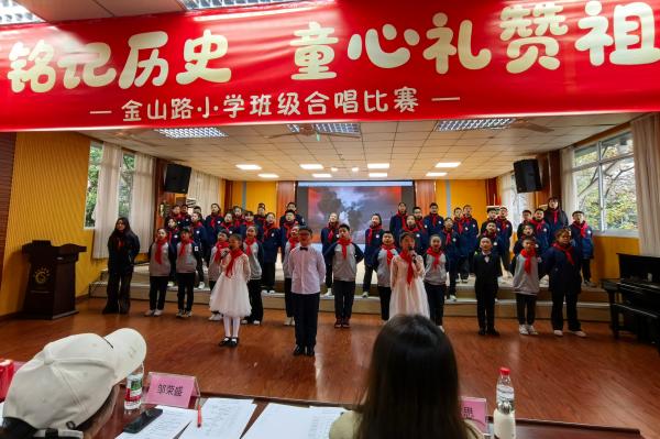 合唱比赛现场。任峰摄