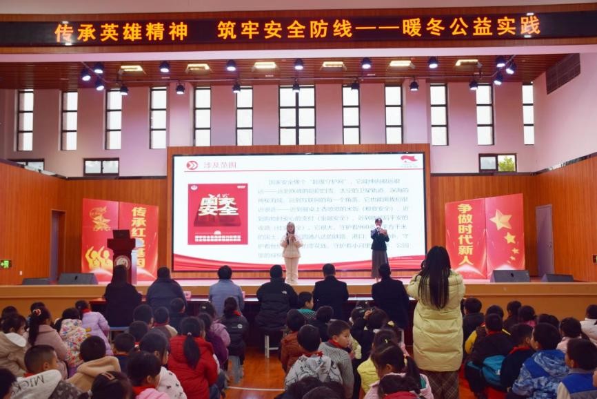 宣讲活动现场。岳玲灵摄