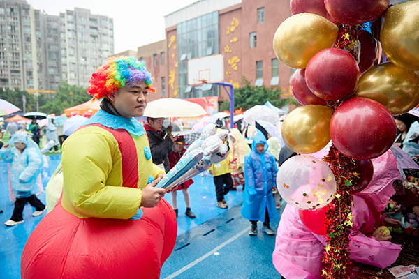 家長助力團。大渡口小學供圖