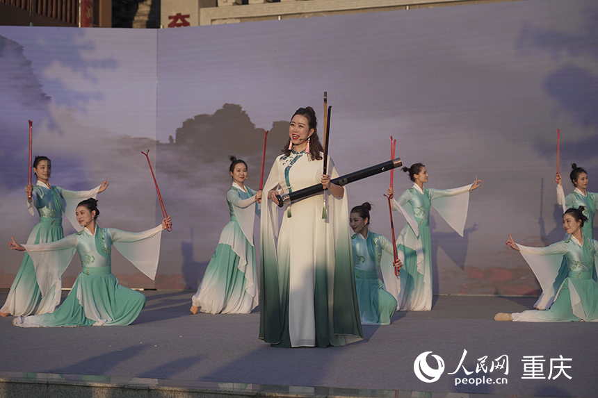 “村晚”現場。人民網記者 劉祎攝