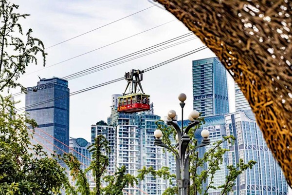 連接渝中區與南岸區的長江索道。受訪單位供圖