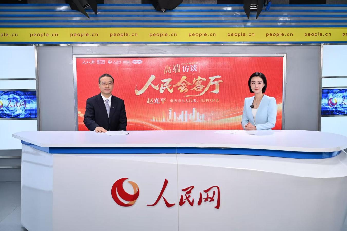 趙光平接受訪談。鄒樂攝