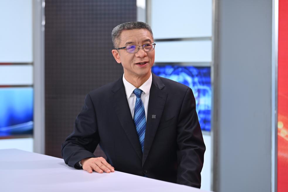 张伟做客“人民会客厅——2026重庆两会高端访谈”。邹乐摄