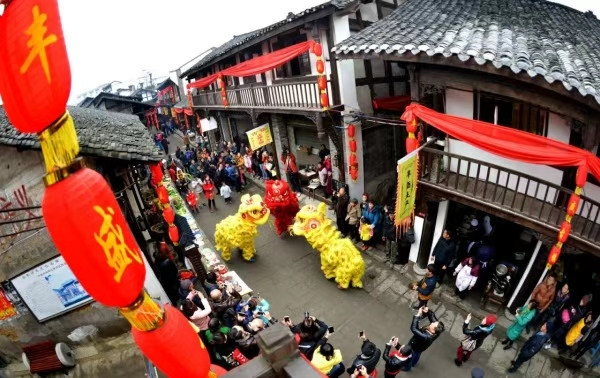 舞獅表演。巴南區商務委供圖