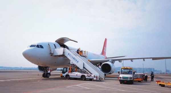 京東航空A330國際首航起航。京東物流供圖