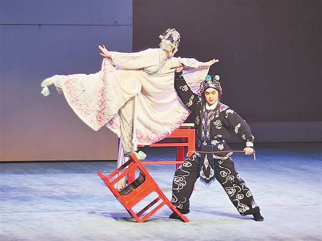 《白蛇传》剧照。记者 赵欣 摄\视觉重庆
