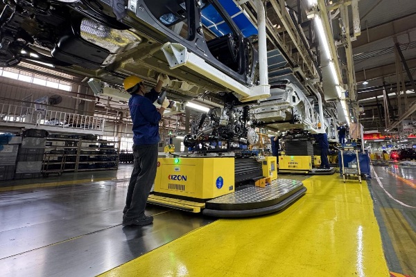 重慶鈴耀生產車間。重慶鈴耀供圖