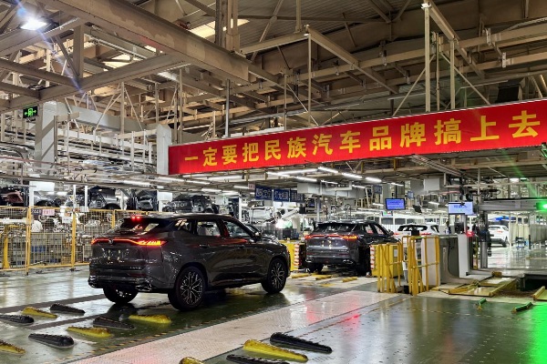 重慶鈴耀生產車間。重慶鈴耀供圖