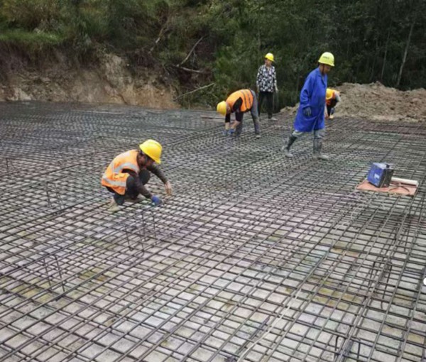 石柱魚池鎮污水處理廠一體化設備項目現場。重慶環投集團供圖