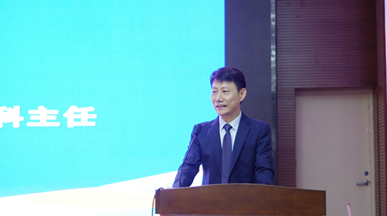 杨聚荣致辞。重医大附三院（方大医院）供图