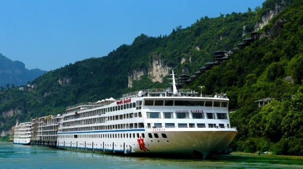 黄金游轮万茅线启航 深耕三峡精品文旅线路