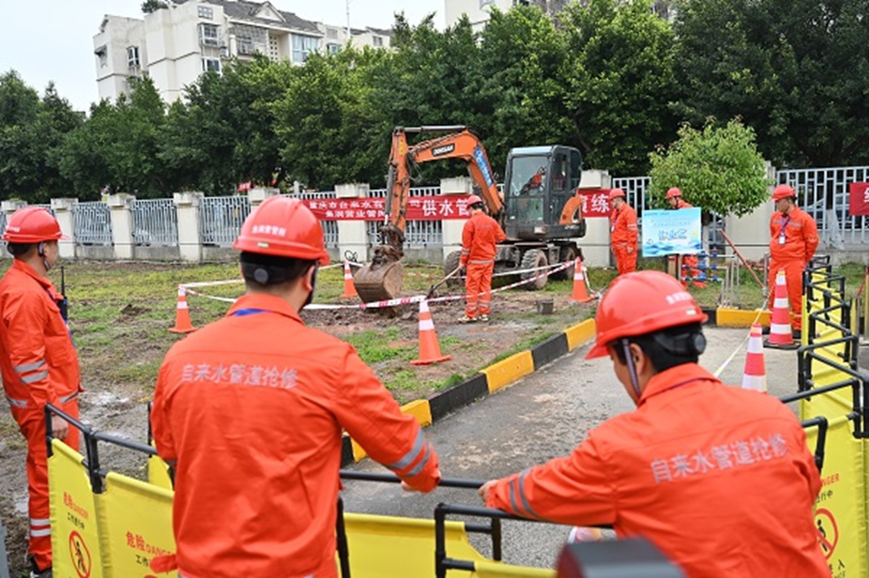 演练现场。皱乐摄