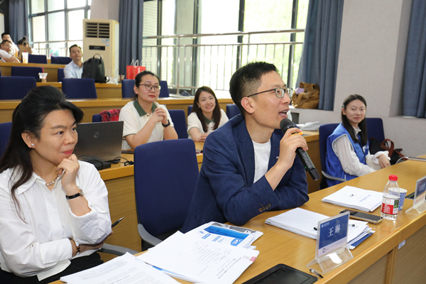 評委點評環節。重慶理工大學供圖