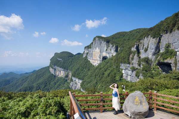 金佛山金龟朝阳景区。景区供图
