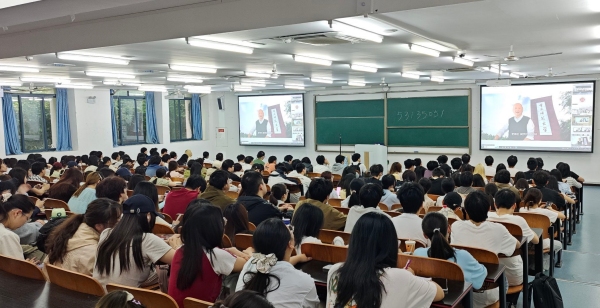 課堂現場。重慶師范大學供圖