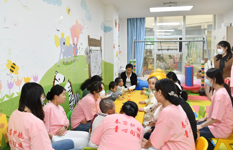 陆军军医大学西南医院举办关爱儿童烧烫伤志愿服务活动