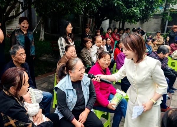 活动现场。黄福钢摄