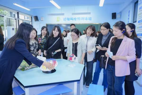活动现场。森林实验小学校供图