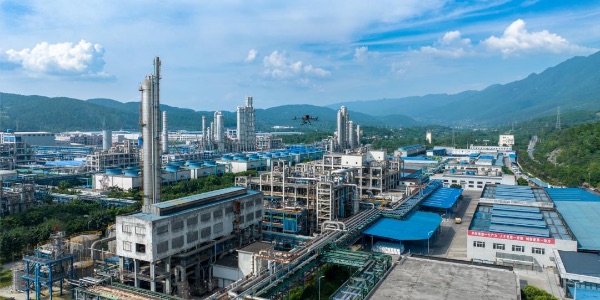 中国移动重庆公司助力华峰化工打造5G全连接工厂。中国移动重庆公司供图