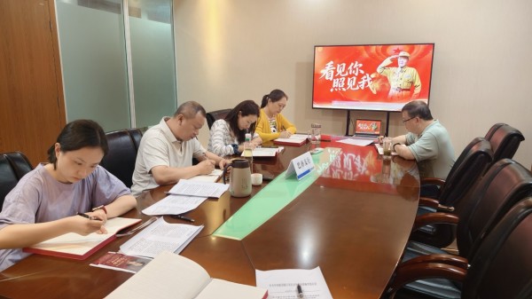 專題授課。建行重慶市分行供圖