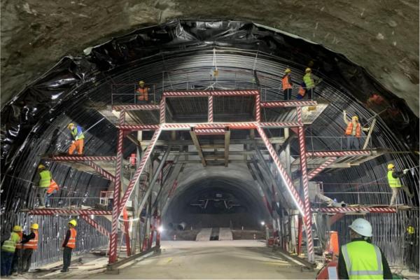 隧道施工现场。中建三局建设发展公司供图