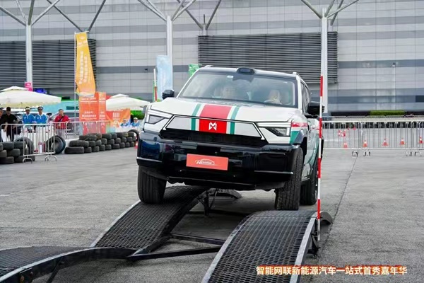 活動現場可沉浸式體驗車輛性能。主辦方供圖