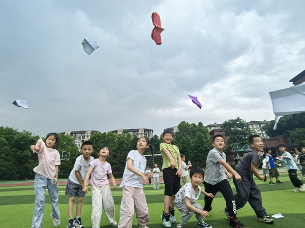 科技节现场。南坪实验金科小学供图