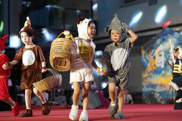 童趣、生命、文化 悦来幼儿园“六一”舞台上的成长叙事