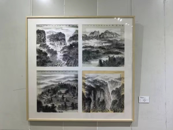 81件美術作品展示涪陵新風貌。任峰攝