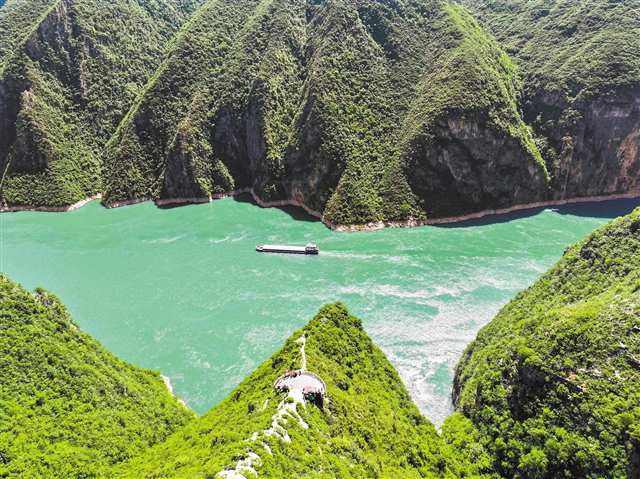 奉節縣三峽之巔景區，水清岸綠，秀美如畫。（本報資料圖片）特約攝影 劉輝/視覺重慶