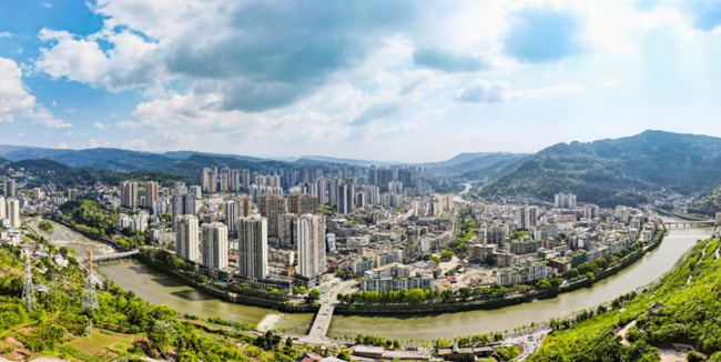 石柱县城全景。石柱发布供图