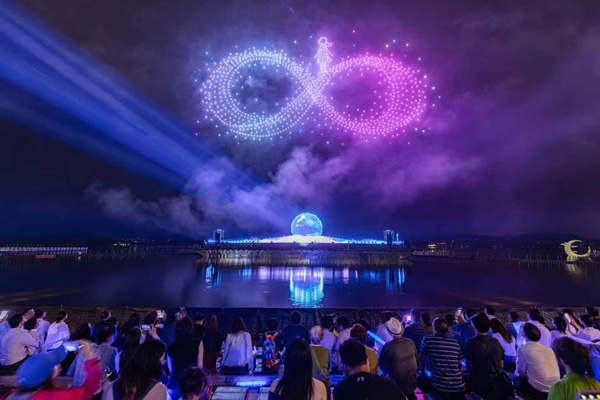 重庆天空剧院“焰遇重庆·仲夏花火夜”。主办方供图