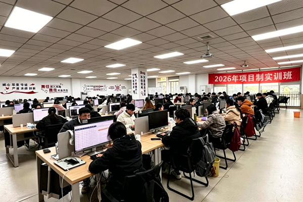 校企共生 一所打破人才培养供需“围墙”的大学