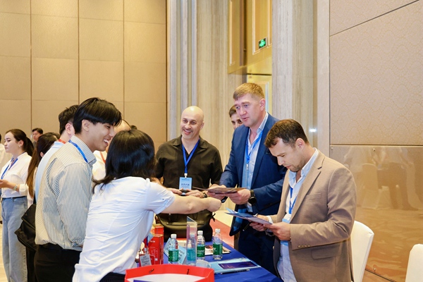 渝新亚欧经贸对接会现场。重庆市商务委供图