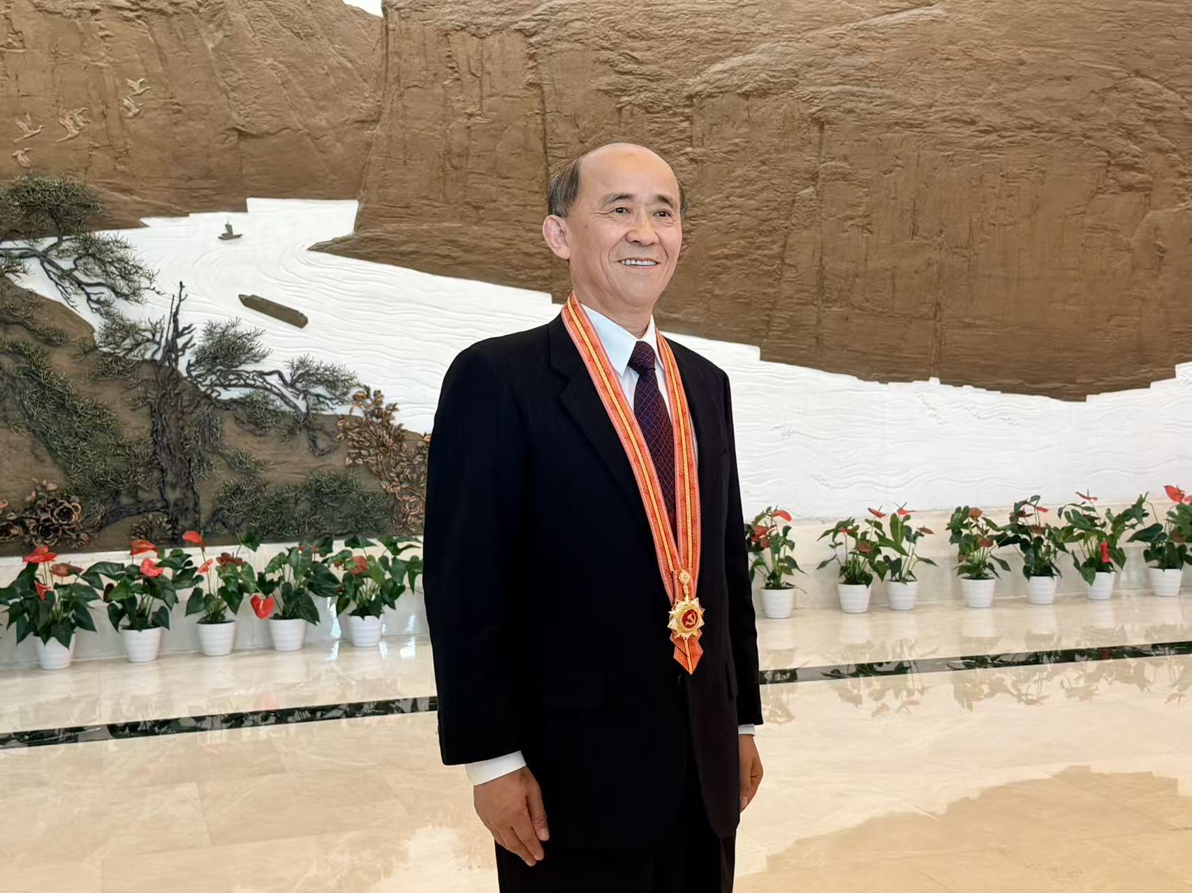 载誉归渝的马善祥。邹乐摄