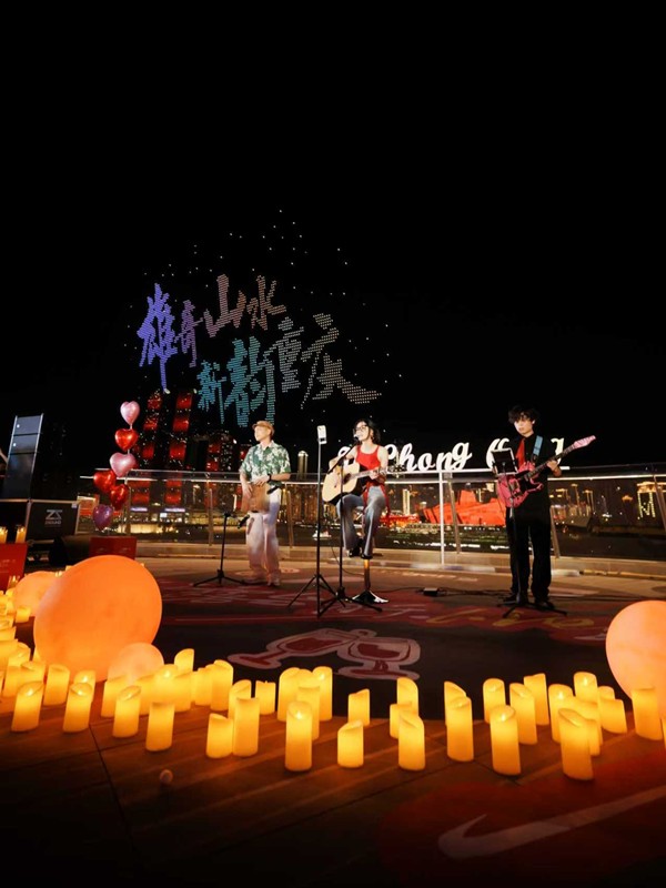 常态化上演无人机灯光秀。南岸区文化旅游委供图