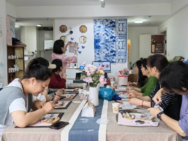活动现场。九龙坡区和美社会工作服务中心供图
