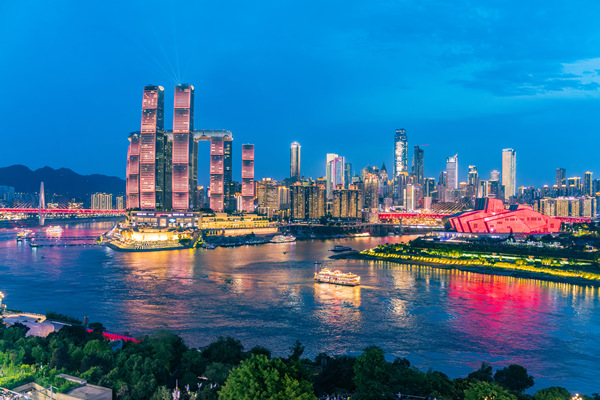 灯火璀璨的渝中半岛。渝中区委宣传部供图