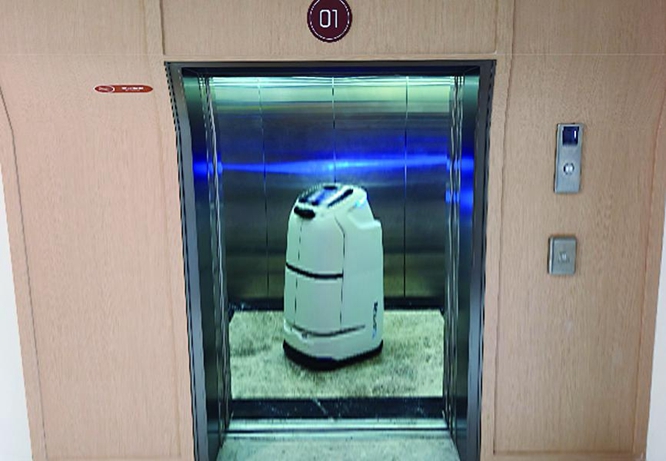 金州苑建工嘉寓的机器人配送场景