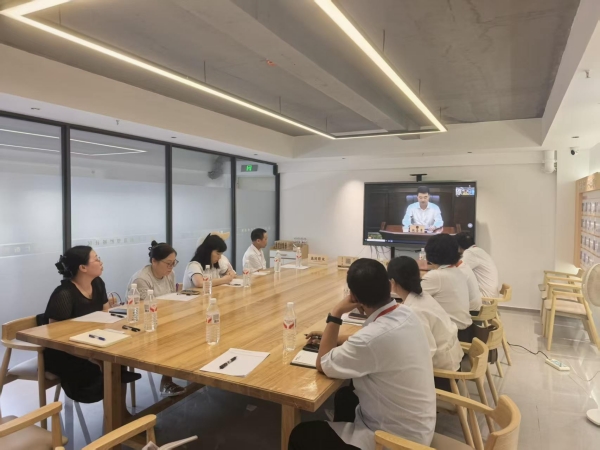 敦仁街道望栏桥社区群众、代表见证区级议事监督全过程。蒋海涛摄