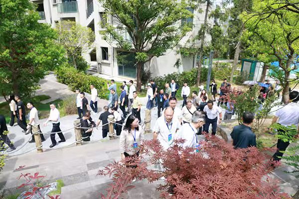 2026年重庆市避暑休闲地产高质量发展大会举行