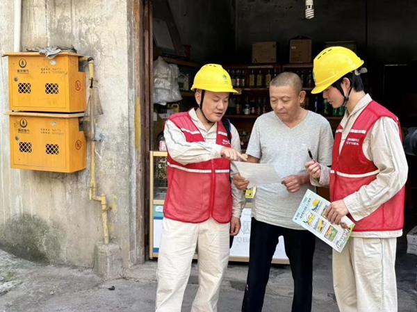 入企走访送服务解难题 宣讲电价新政提升营商环境