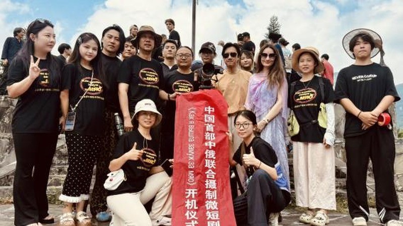 开机仪式现场。邰燕摄
