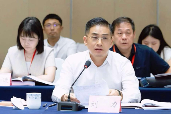 教育部哲学社会科学实验室（东北师大）执行主任、教授柏路发言。罗云希摄