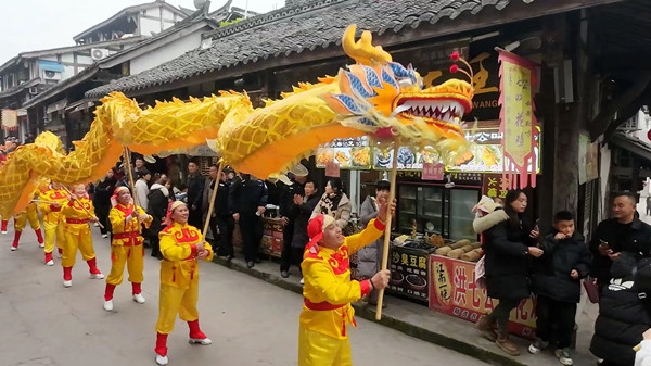 古城內非遺活動。銅梁區委宣傳部供圖